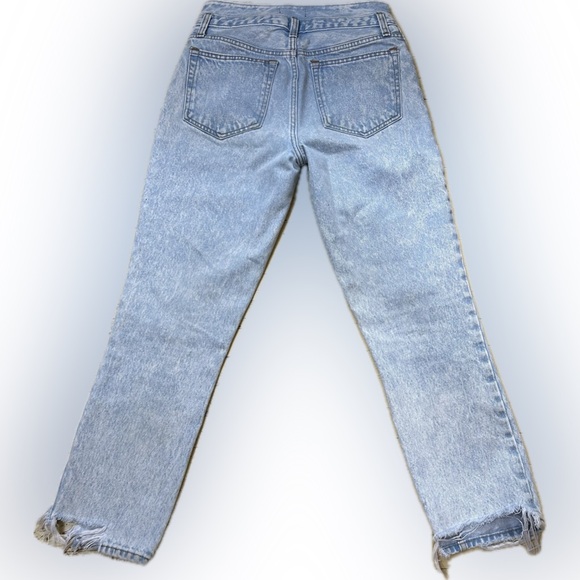 Abercrombie & Fitch Women’s High Rise Mom Jeans. Size 26/ 2R - Picture 7 of 14